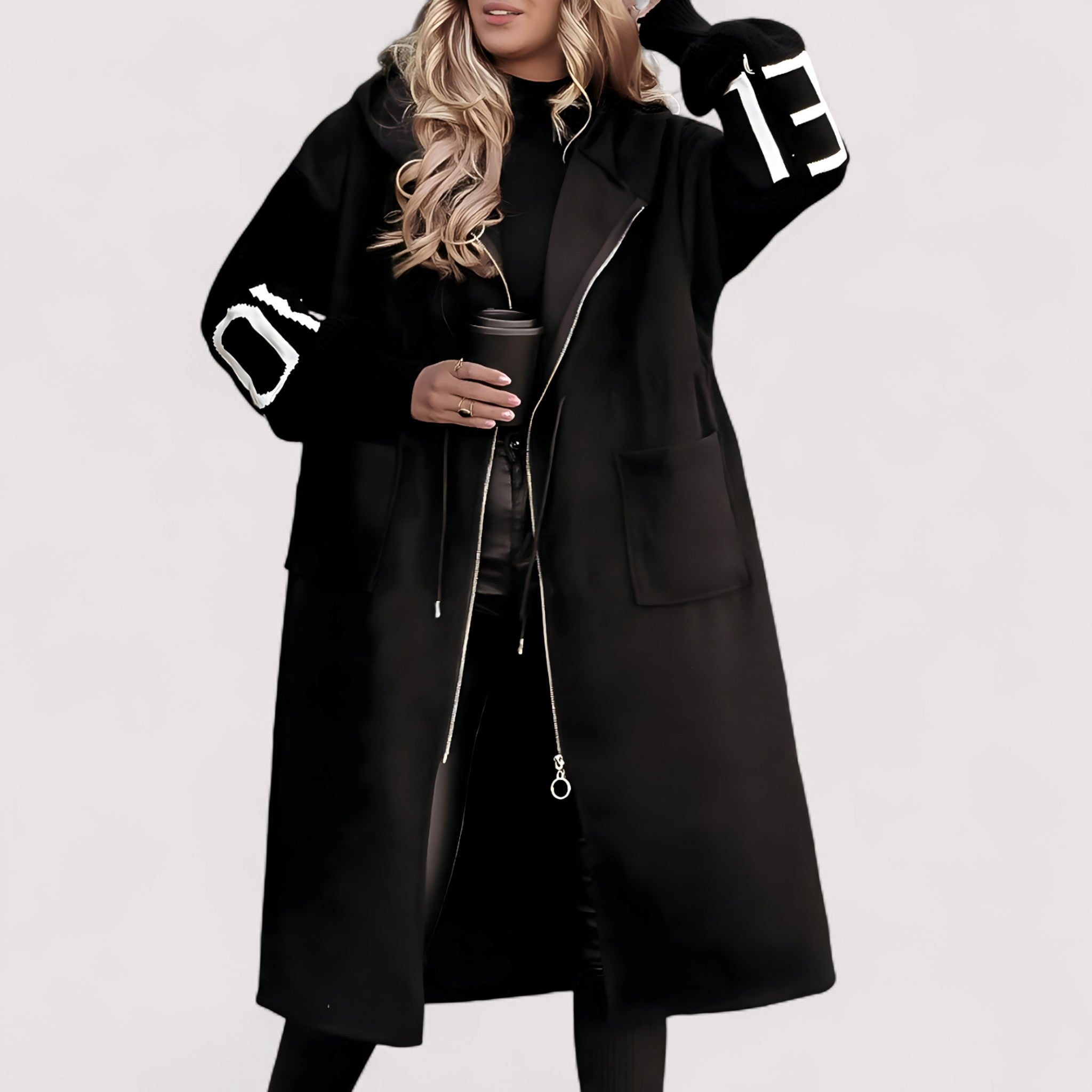 Maris™ | Damenjacke mit Strickärmeln und Kapuze