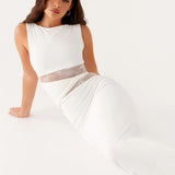 Leni™ | Figurumspielendes Maxikleid mit dezenten Cutouts und Lacing