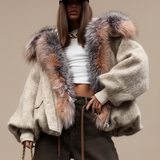 SABINE | KURZE STRICKJACKE AUS WOLLE