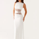 Leni™ | Figurumspielendes Maxikleid mit dezenten Cutouts und Lacing